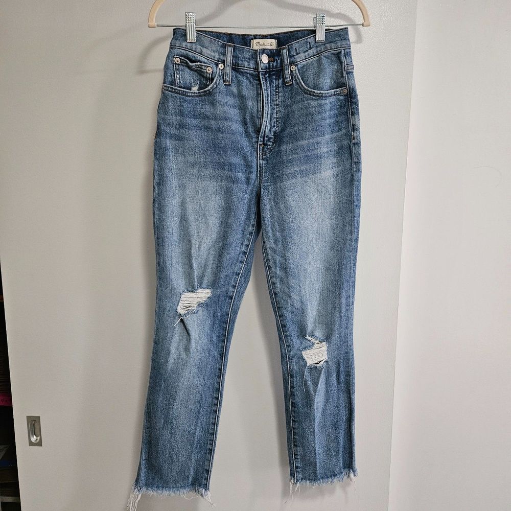 Madewell Size 26 Perfect Vintage Distressed Fray Hem High Rise Tapered Leg Jeans